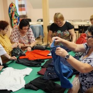 pokaż obrazek - SZAFING - eko wymiana ubrań między Seniorami