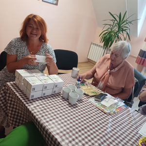 pokaż obrazek - Kolejne „opaski bezpieczeństwa” wręczone Seniorom