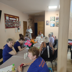 pokaż obrazek - Kolejne „opaski bezpieczeństwa” wręczone Seniorom